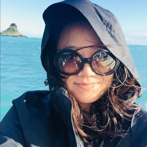 Meet your Posher, Li li